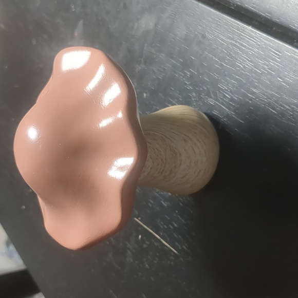 Bullseye target ceramic Mushroom Decoration - Picture 3 of 3